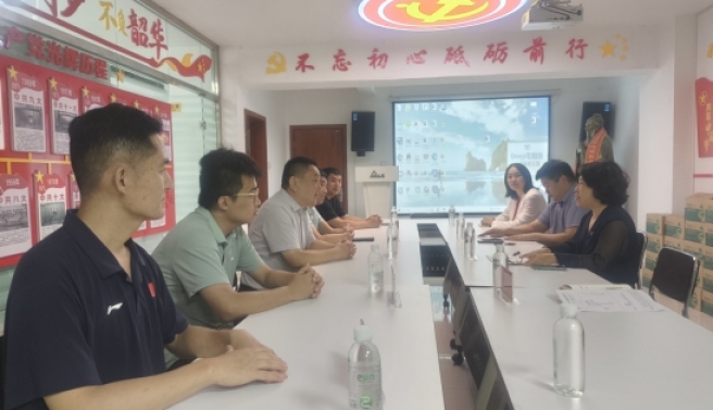 郑州市工商联开展“万企兴万村”暨促就业行动调研