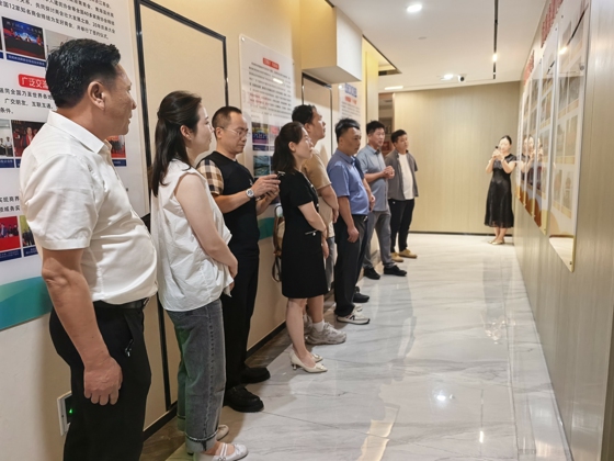 温州商学院等院校代表组团走访郑州市温州商会  共商校会携手产教融合新路径(图1)