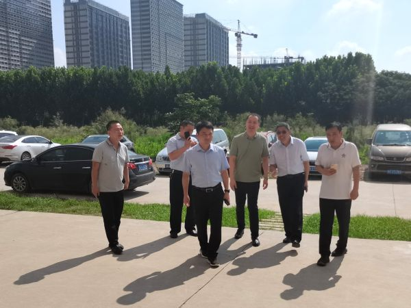 中牟县刘集镇:当好“店小二”、做好“贴心人”，打造优化营商环境“新名片”(图2)