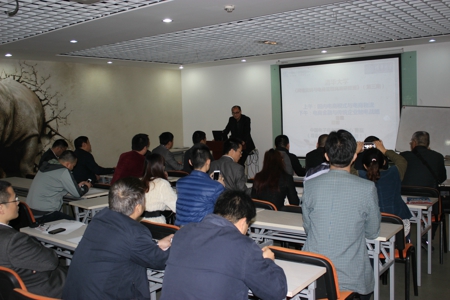 二七区工商联组织非公企业家赴杭州学习考察电子商务(图2) 二七区工商联组织非公企业家赴杭州学习考察电子商务(图2)