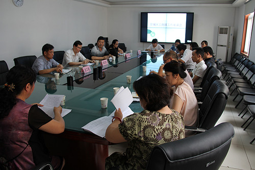 管城区工商联工作座谈会在城东路办事处召开(图1) 管城区工商联工作座谈会在城东路办事处召开(图1)