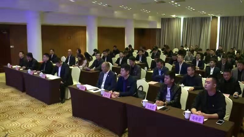 郑州市青年企业家商会受邀出席荥阳市青年企业家商会成立大会(图3)