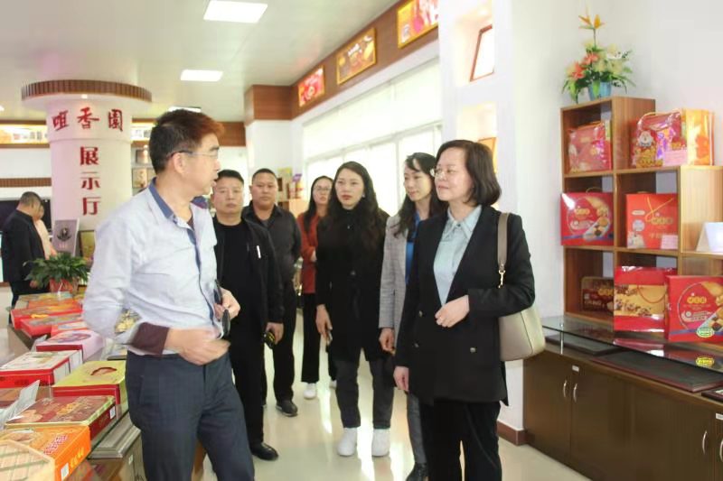 登封市工商联赴广东中山河南商会开展商务考察对接活动(图3)
